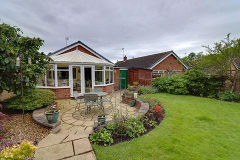 14 Elm Close, Great Haywood, Stafford, ST18 0SP