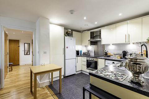1 bedroom apartment to rent, Cassilis Road, Docklands, E14