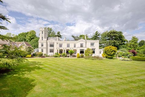 6 bedroom terraced house for sale, Beaumont Road, Broxbourne EN10