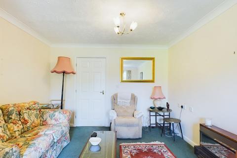 1 bedroom retirement property for sale, The Views, George Street, Huntingdon.