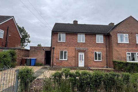3 bedroom semi-detached house to rent, Pear Tree Road, Leyland PR26