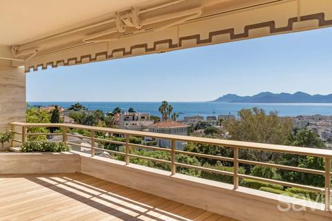 3 bedroom flat, Cannes, 06400, France