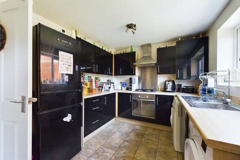 3 bedroom detached house for sale, Quayside Way, Hempsted, Gloucester, Gloucestershire, GL2