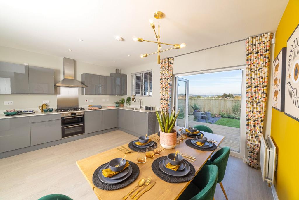 Show Home Dining