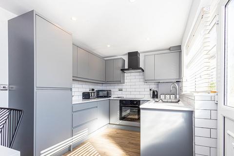1 Edale Close, Irlam, Manchester, M44 6DS