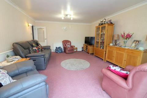 4 bedroom bungalow for sale, Luton LU3