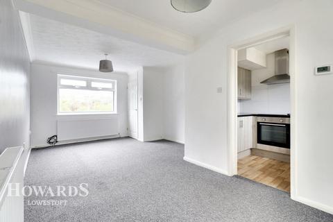 91 Catchpole Close, Kessingland, Lowestoft, NR33 7TL