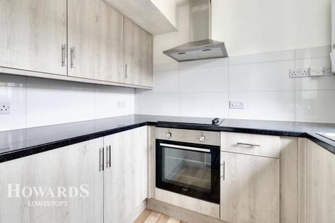 91 Catchpole Close, Kessingland, Lowestoft, NR33 7TL