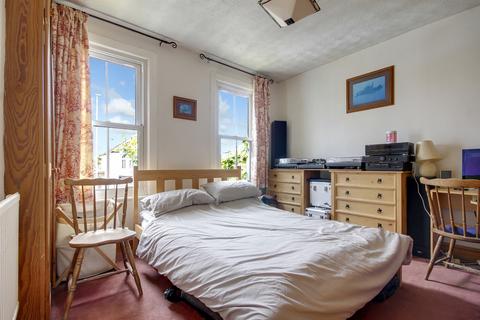 75 White Horse Hill, Chislehurst, BR7 6DQ