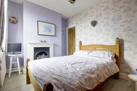 75 White Horse Hill, Chislehurst, BR7 6DQ
