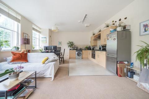 1 bedroom apartment for sale, Glenhurst Road, Brentford, Middlesex