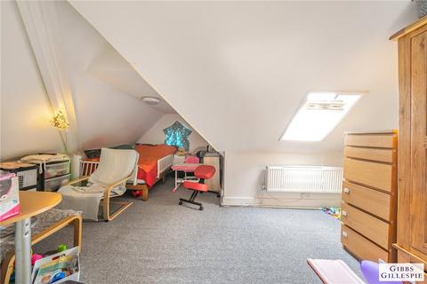 Studio for sale, Pinner View, Harrow, Middlesex