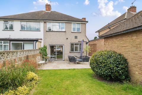 3 Bassetts Close, Orpington, BR6 7AQ