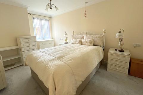 1 bedroom apartment for sale, 380-396 Lymington Road, Highcliffe, Christchurch, Dorset, BH23