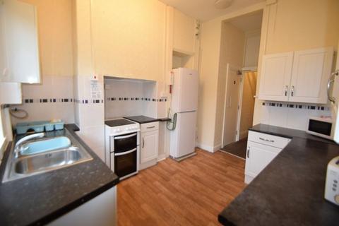 4 bedroom terraced house to rent, 66 Brocco Bank, Hunters Bar