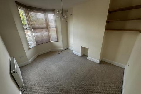 2 bedroom house to rent, Tachbrook Street, Leamington Spa