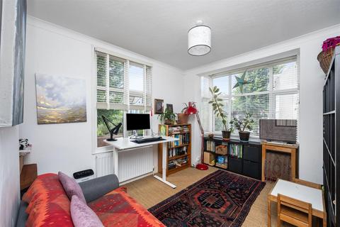 3 bedroom apartment for sale, Lyndhurst Road, Hove