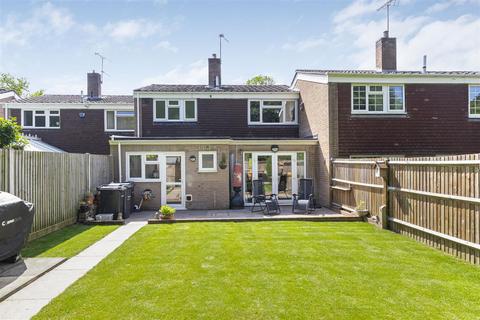 5 Chestnut Lane, Vigo, Gravesend, DA13 0TB