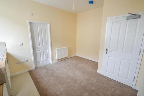 Studio to rent, 106-114 South Street, Eastbourne BN21
