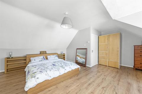 133a Parchmore Road, Thornton Heath, CR7 8LZ