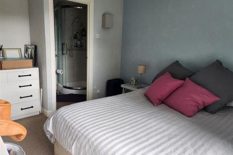 106 Millfield, New Ash Green, Longfield, DA3 8HW