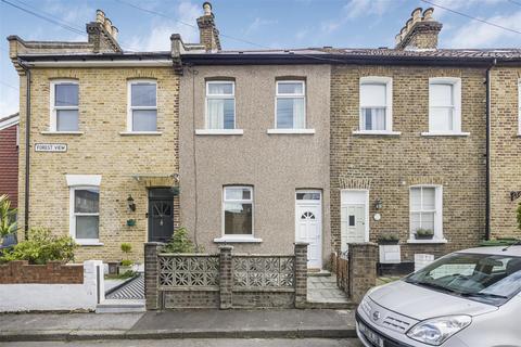 3 bedroom terraced house to rent, Forest View, London E11