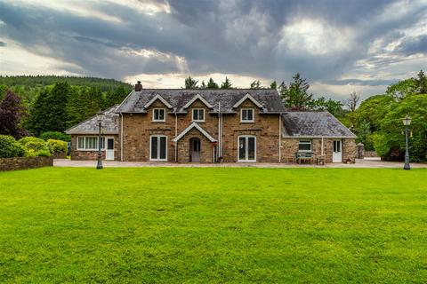 5 bedroom detached house for sale, Aberclwyd Farm, Pentreclwyda, Resolven, Neath