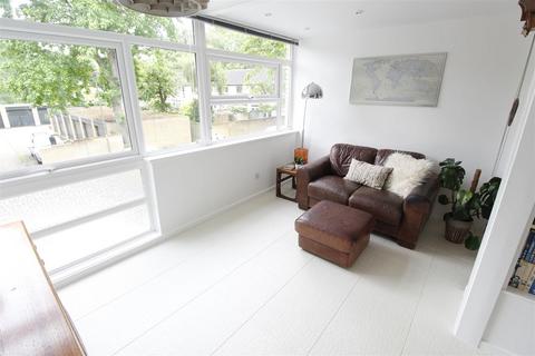 3 bedroom end of terrace house for sale, Weymede, Byfleet, West Byfleet