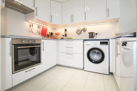 1 bedroom flat for sale, River Meads, Stanstead Abbotts
