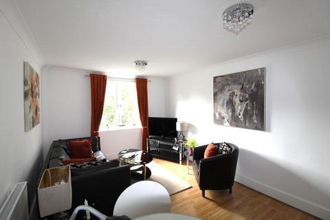 1 bedroom flat for sale, River Meads, St Margarets