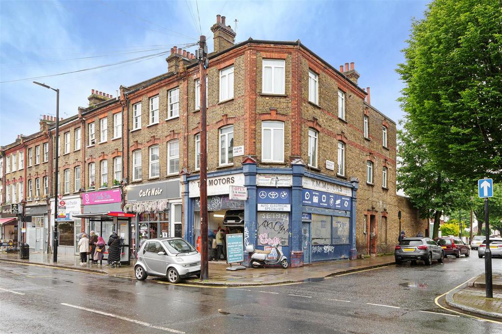 Kilburn Lane, London Property for sale £1,000,000