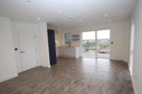 2 bedroom apartment to rent, Station Road, Sidcup