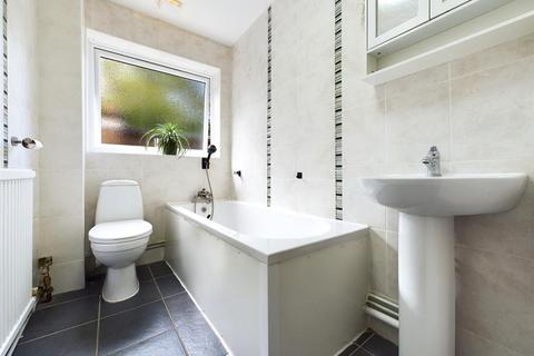 16 Ascot Gardens, Dereham, NR19 1QB