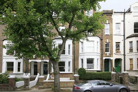 5 bedroom terraced house to rent, Parliament Hill, South Hill Park, London