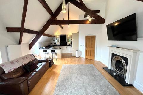 4 bedroom penthouse to rent, Leabank Hall, Rossendale BB4