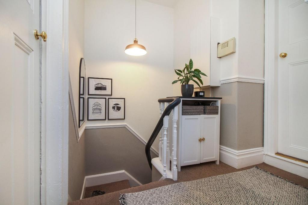 Military Road, North Shields 2 bed flat for sale £185,000