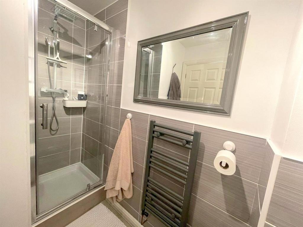 Ensuite Shower Room