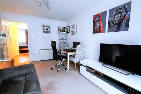1 bedroom flat to rent, Millers Lane, Stanstead Abbotts