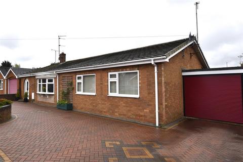 3 bedroom detached bungalow for sale, Ilkeston Avenue, Goole