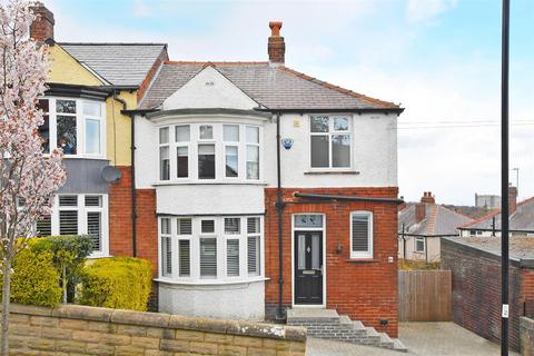 3 bedroom semi-detached house to rent, Greystones Hall Road, Sheffield S11