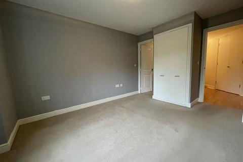 2 bedroom flat to rent, Long Down Avenue, Bristol