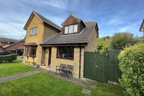 4 bedroom house for sale, Porchfield, Newport