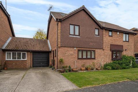 4 bedroom semi-detached house to rent, Fordwich Place, Sandwich CT13