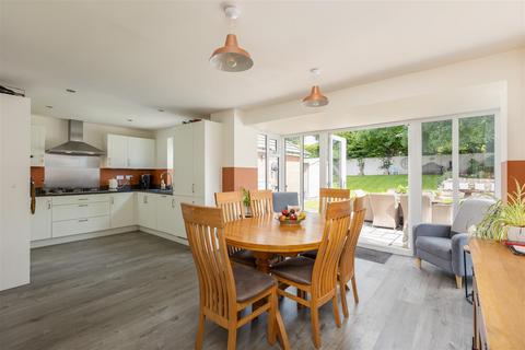 7 Derwent Road, Pickering, YO18 7UA