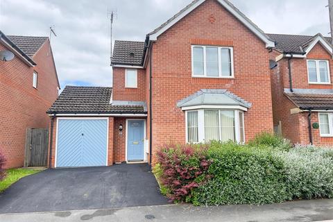 3 bedroom detached house to rent, Central Drive, Wingerworth