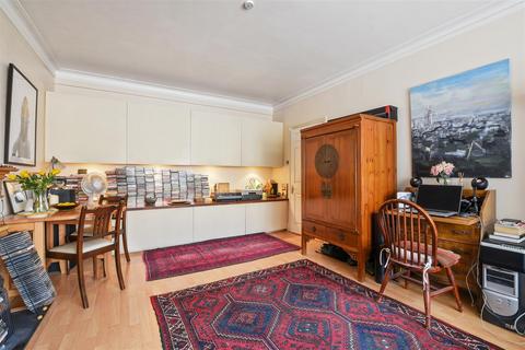 1 bedroom apartment for sale, St Johns Court, NW3