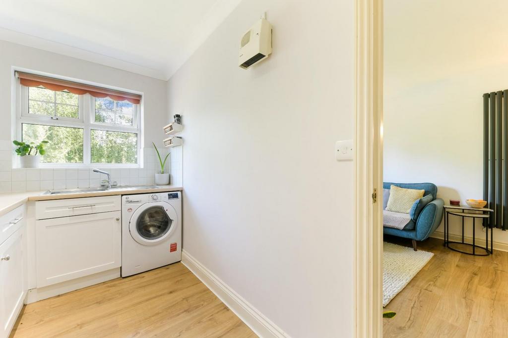 DENNEY PLACE, FLAT 3 (11).jpg