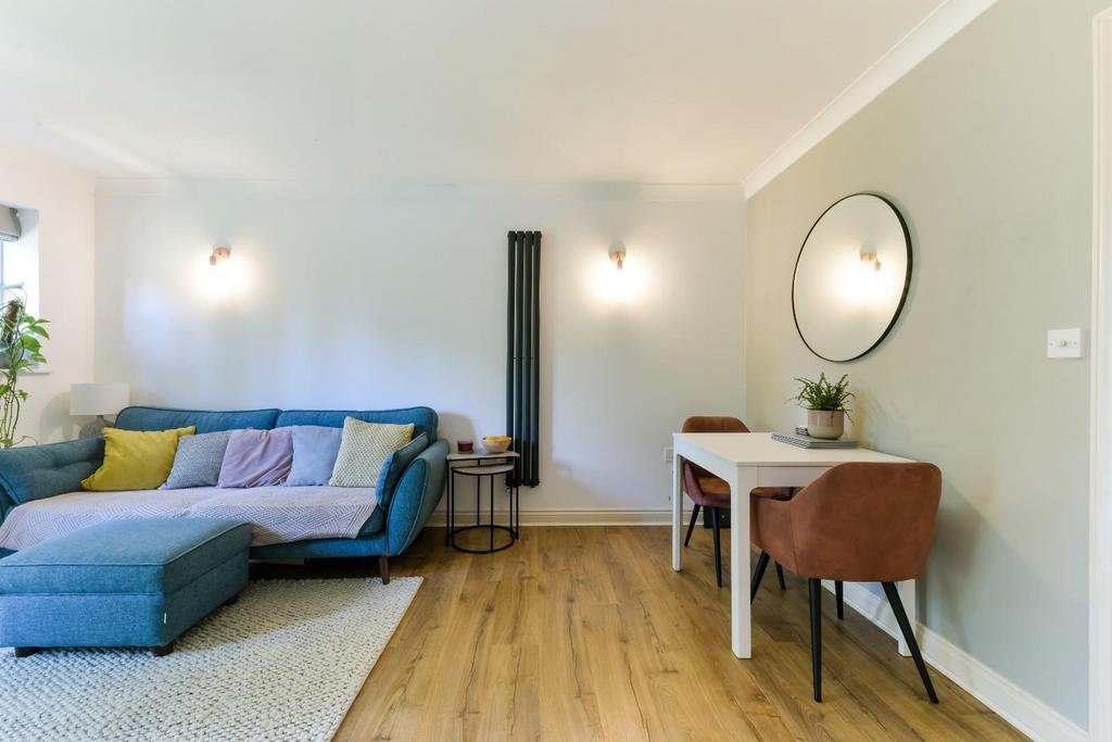 DENNEY PLACE, FLAT 3 (9).jpg