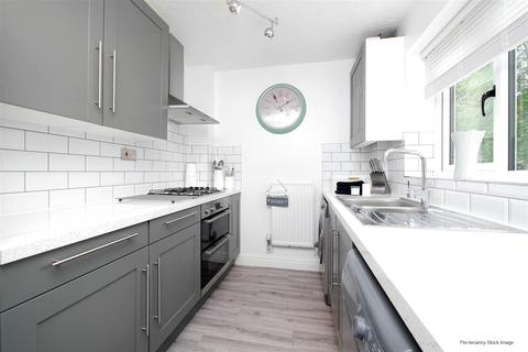 15 Evenlode Drive, Didcot, OX11 7XG