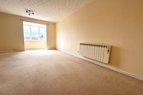 2 bedroom apartment for sale, Falcon Close, Dunstable